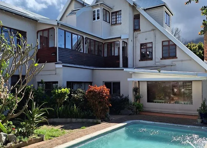 Clarence House Bed & Breakfast Cape Town