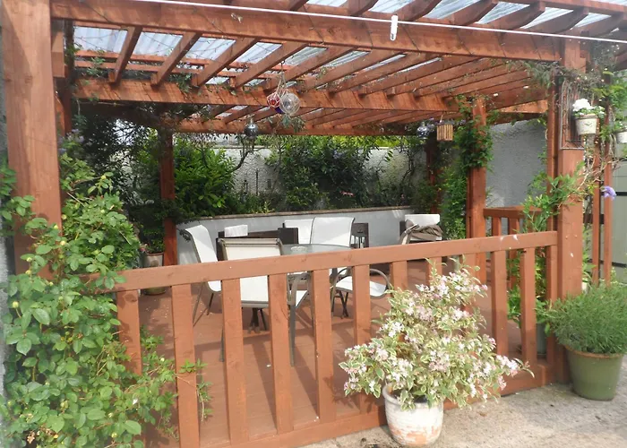 Midtown Farm Bed & Breakfast Easton 