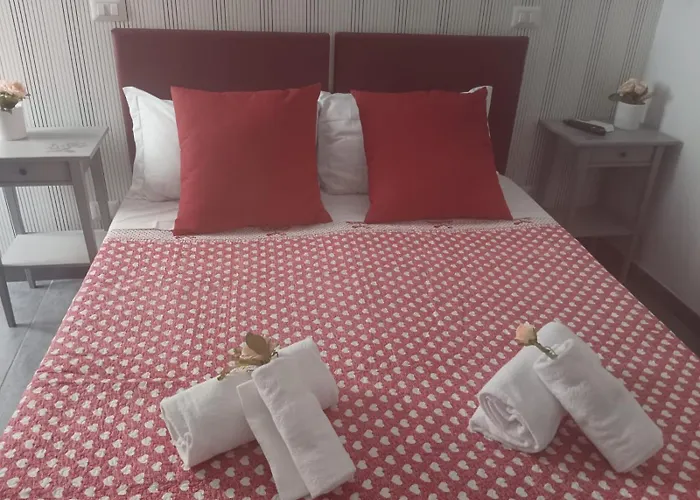 Cento Passi Dal Vaticano Roma