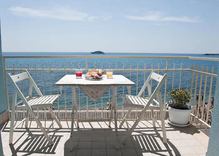 Nina B&B Giardini Naxos