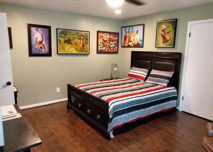 The Art Abbey Bed & Breakfast Houston