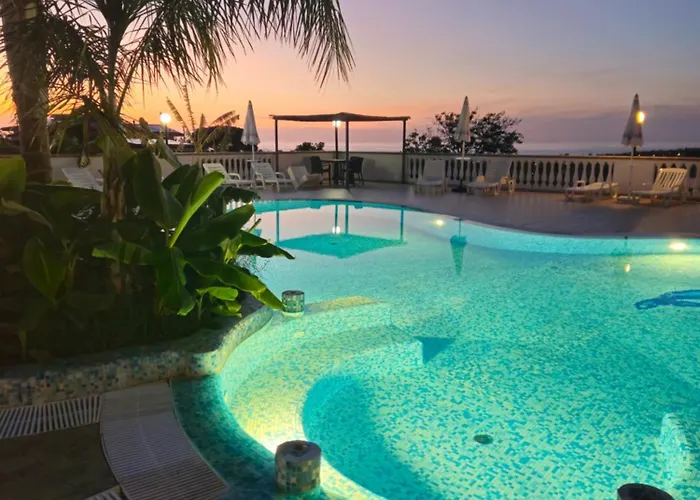 Graceland Rooms And Suites Capo Vaticano