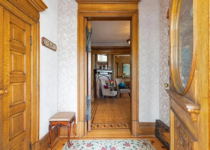 The Gibson Mansion Bed And Breakfast Missoula
