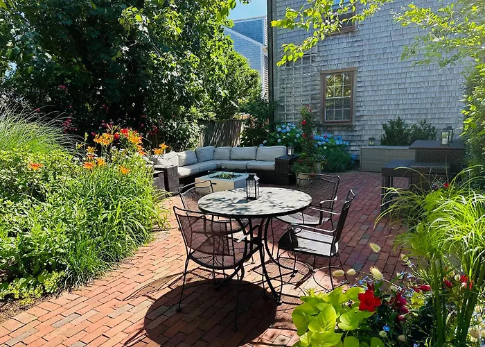 Seven Sea Street Inn Nantucket