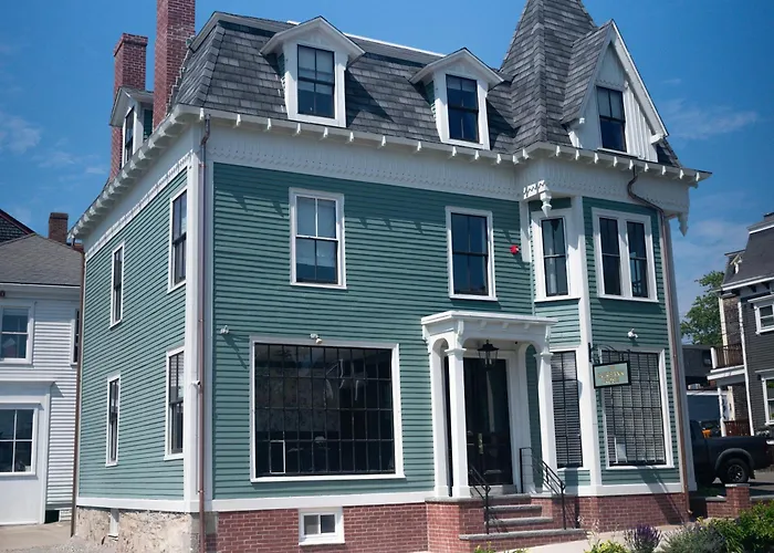 The Burbank Rose Inn Newport