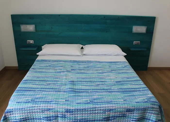 Otto&Mezzo B&B Eboli