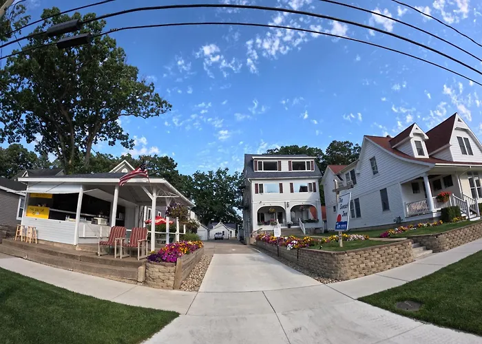 Sunset Inn South Haven