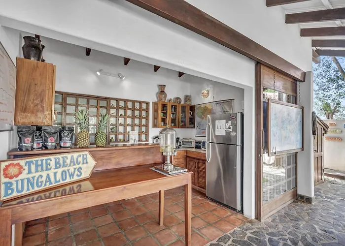 Bed and BreakfastBeach Bungalows Tamarindo- Adults Only