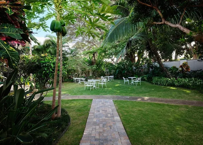 Lokelani Suite - Historic Comfort, Free Breakfast! Wailuku