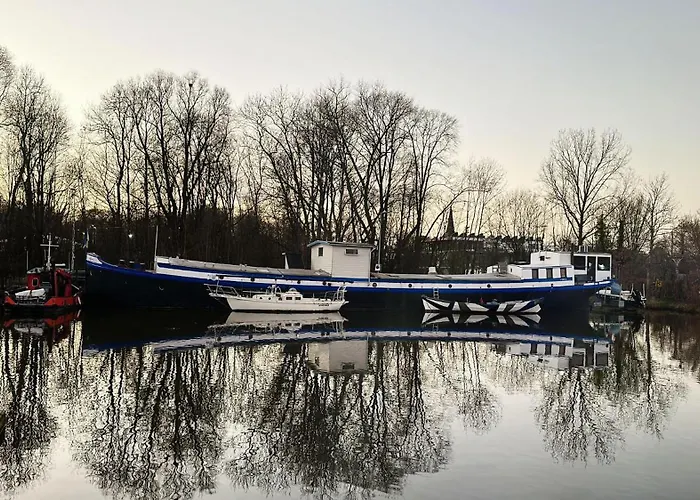 Houseboat De Cornelia Hotel Amsterdam