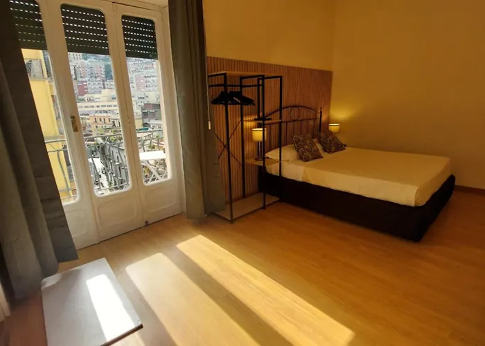 Bed and Breakfast Domus Schipa Napoli