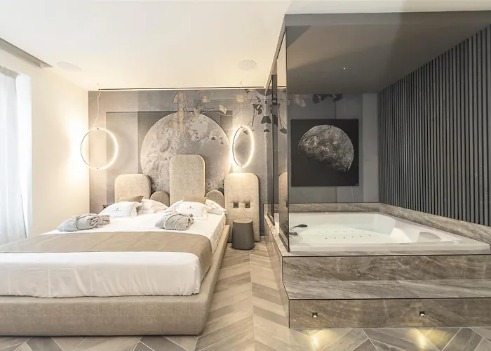 Tritone Luxury Suites Piazza del Popolo Roma