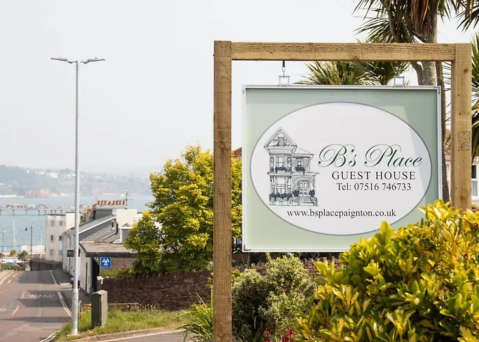 B'S Place Guest House Paignton
