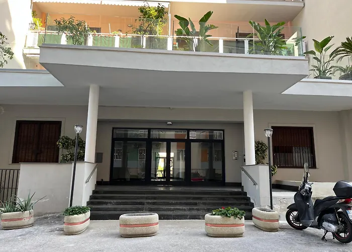 B&B Villa Sant'Elmo Con Parcheggio Interno Naples