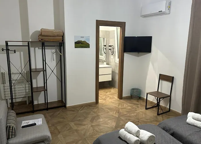 Bed and Breakfast Dream Corleone One