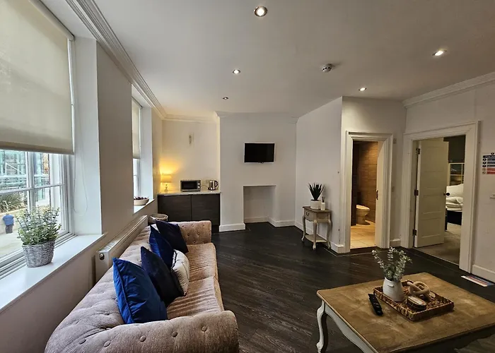 Customs House Bed & Breakfast Liverpool