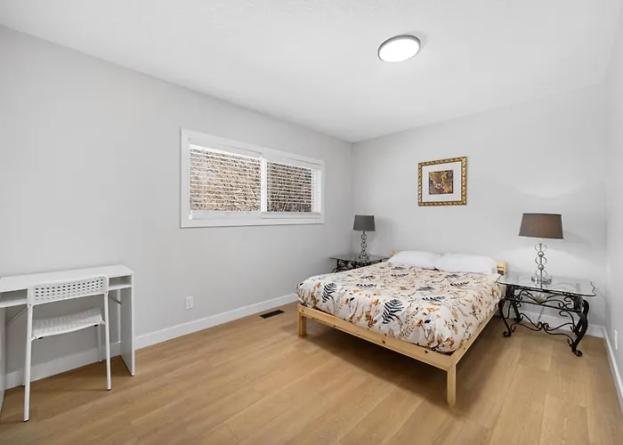 Bed and BreakfastFlora'S House