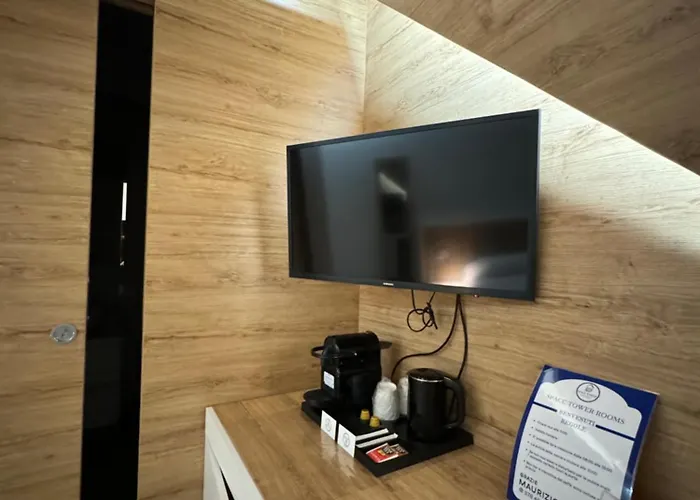 Space Tower Rooms Nápoles