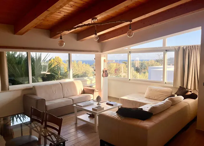 The Blue Window - Rooms - 300M From Sea Augusta