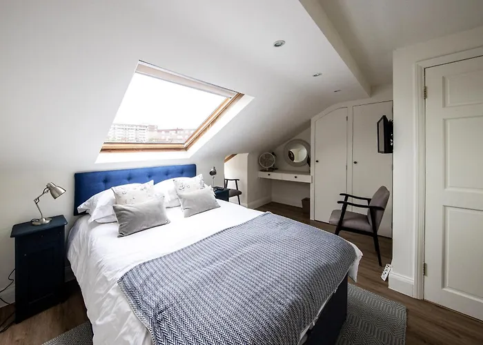 Wimbledon Park Bed & Breakfast London