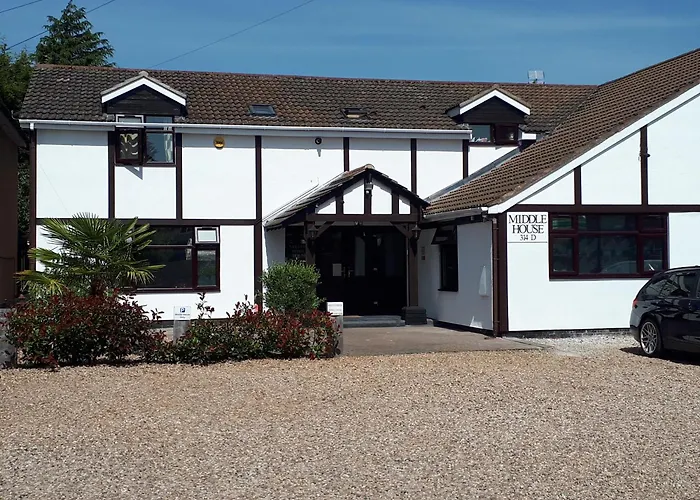 Middle House Bed & Breakfast Coventry
