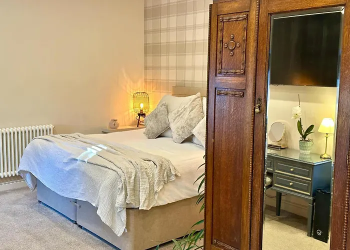 Beechtree Cottage, Cairngorm Suite, Kirkmichael Blairgowrie and Rattray