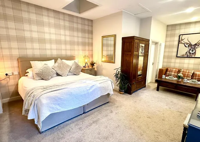 Beechtree Cottage, Cairngorm Suite, Kirkmichael Blairgowrie and Rattray