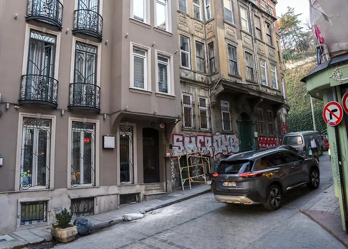November Hotel Istanbul