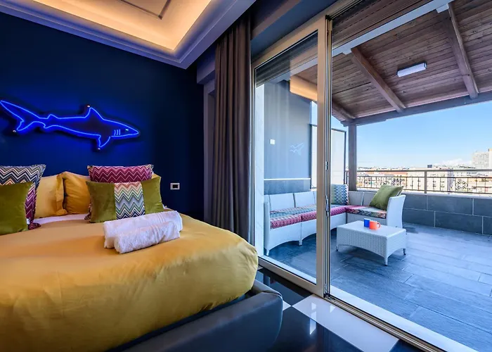 D'Amelios Suite 2.0 Naples