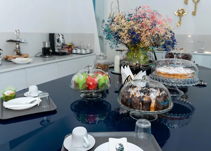 Skyhouse Chiaia Bed & Breakfast Naples