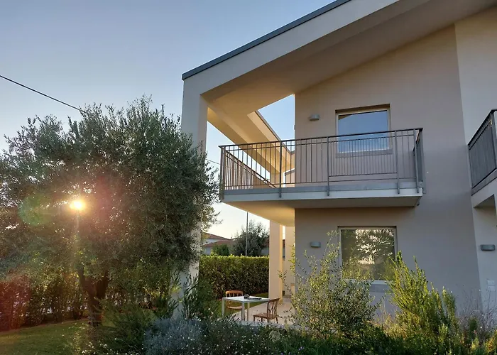 Slowersilia Bed And Breakfast Lido di Camaiore