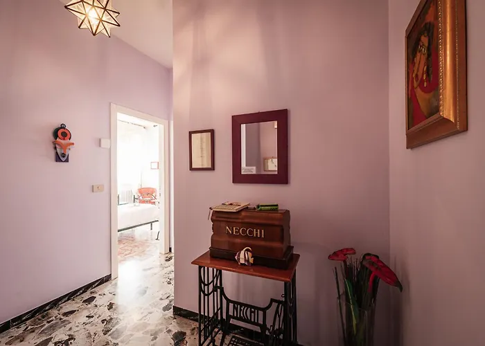 Bed and Breakfast Casa Fuori Casa - aria condizionata, parcheggio auto, garage moto Senigallia