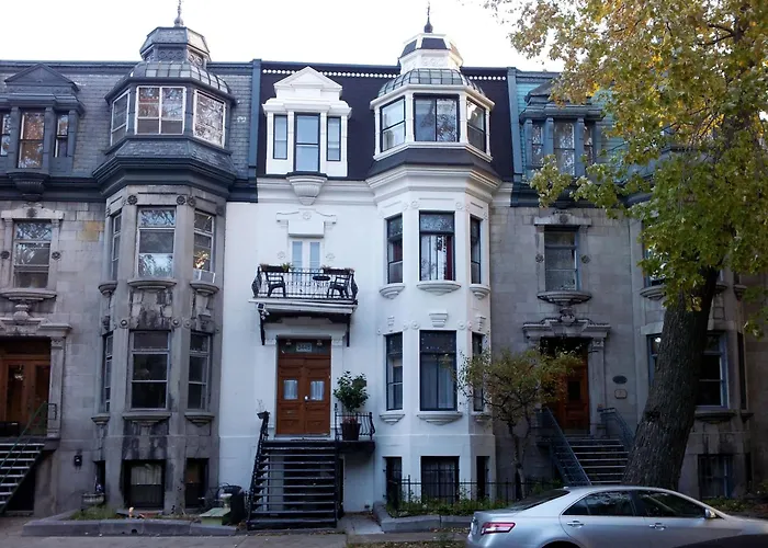 Gingerbread Manor Bed & Breakfast Montreal