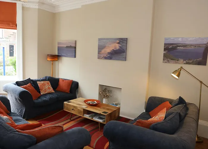 The Waves: Yorkshire Coast B&B