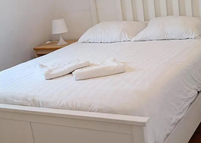 Le Jardin Cafe Apartment Bordeaux