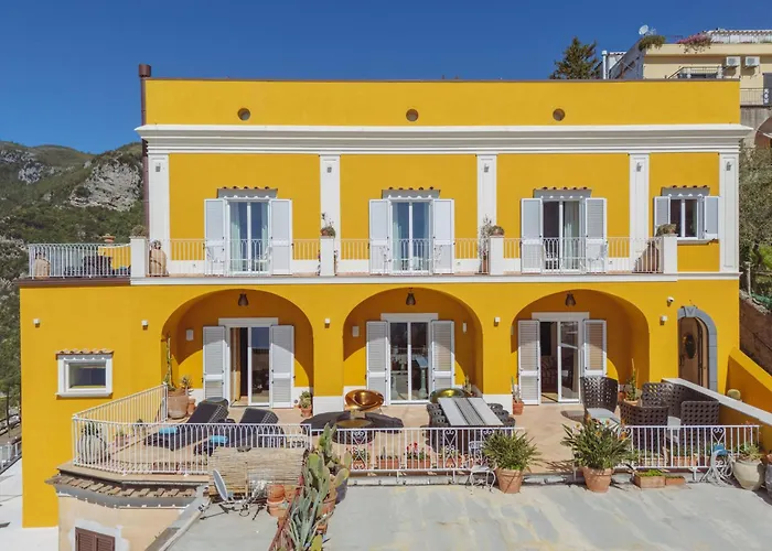 Bed and Breakfast Five Positano