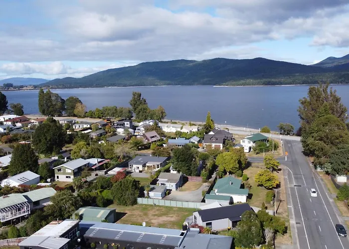 Shakespeare House Bed & Breakfast Te Anau