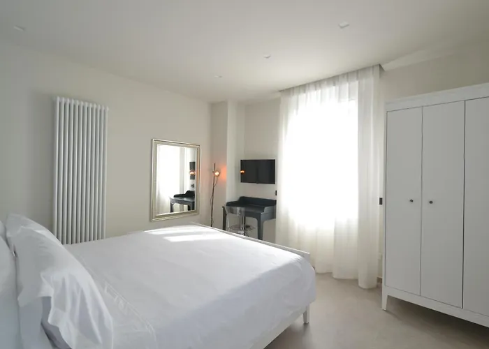 Bed and Breakfast CIVICO 8 Reggio nell'Emilia