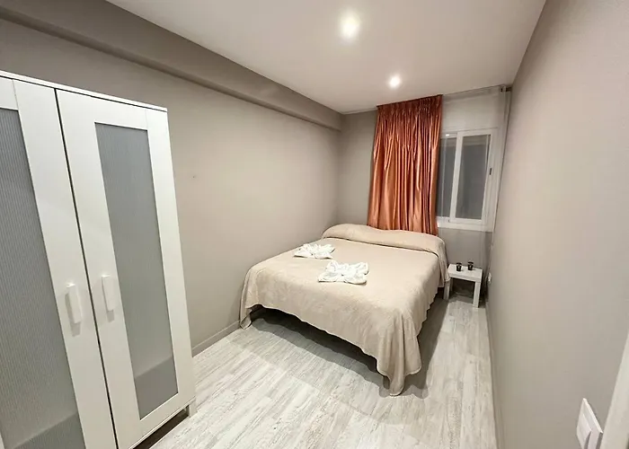 Plaza Serra Barcelona