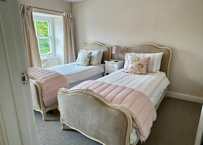 Britannia House Vintage B&B Cornwall Helston