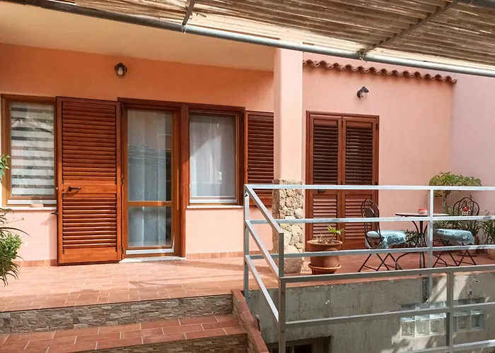 Bed and Breakfast The Roses Garden La Maddalena 