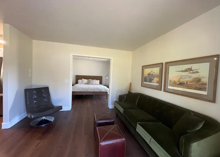 Salt And Cedar Bed And Breakfast Port Angeles