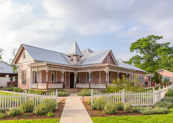 The Menagerie Bed & Breakfast Fredericksburg