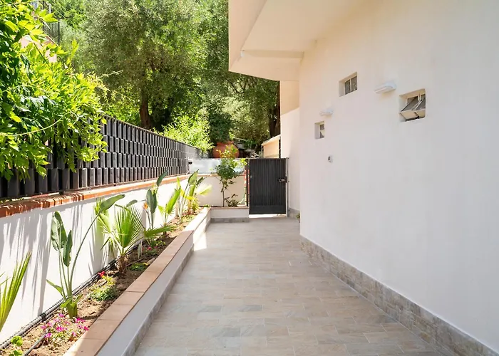 Flamengo Rooms Centola