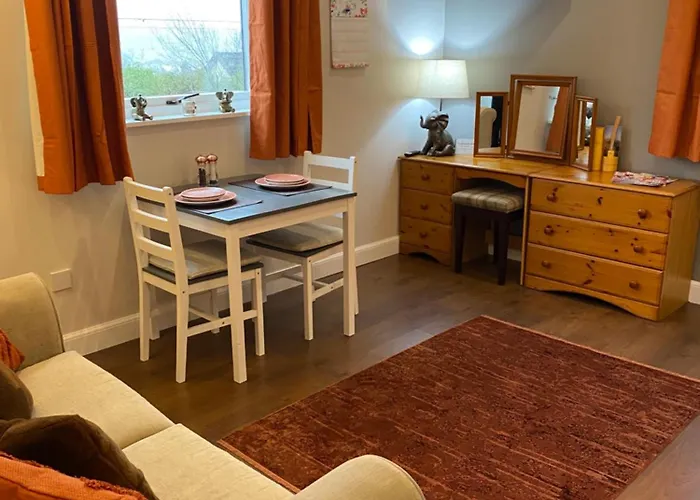 Hazelmount Self-Catering Cabin Portree