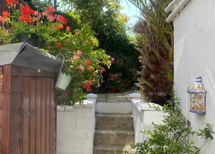 Bradstone Garden Retreat With Own Entrance Hotel Folkestone