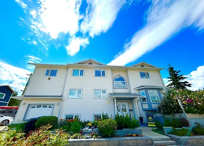 Bed and BreakfastMidnight Sun Inn