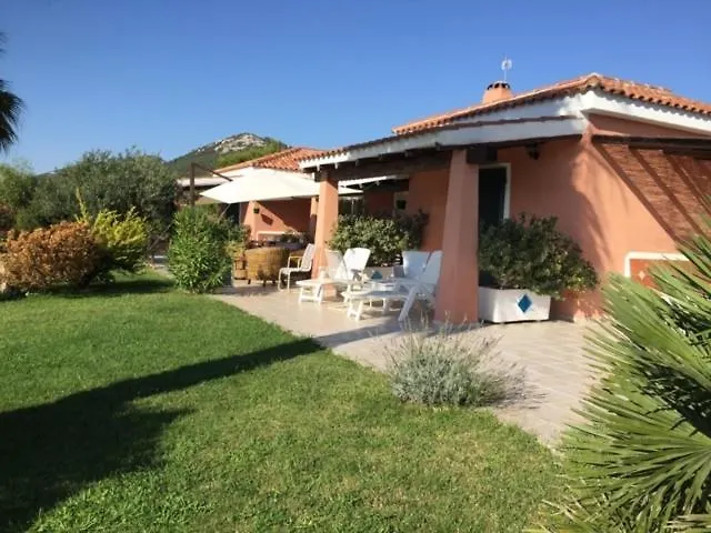 Bed and Breakfast Su Sirvone Vista Mare Alghero