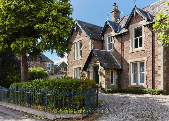 Merlindale Crieff