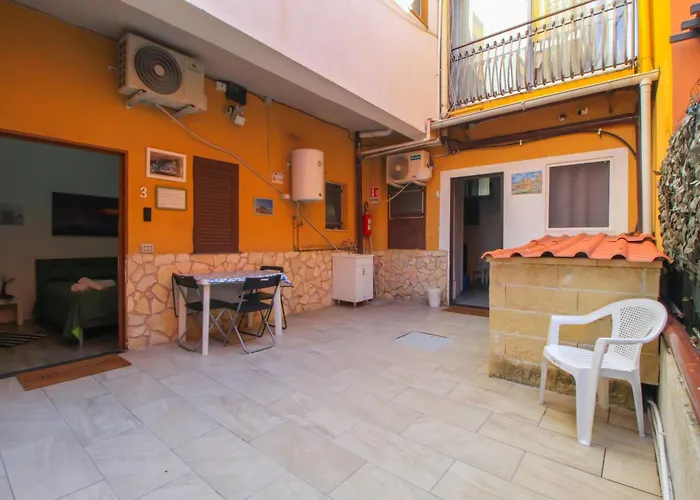 Bed&Fly Near Airport Catania Fontanarossa Bagno Privato In Camera